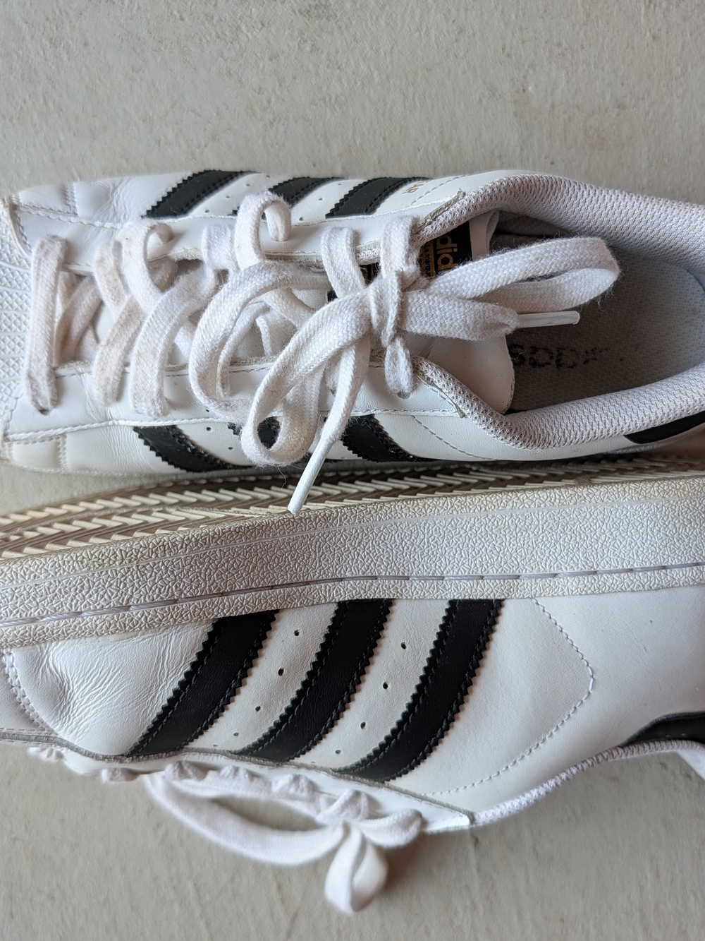 adidas Men’s Superstar